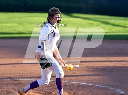 Thumbnail 3 in Arizona College Prep vs Coolidge photogallery.