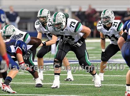 Thumbnail 3 in Allen vs. Carroll (Texas 5A Region I Area Playoffs)  photogallery.