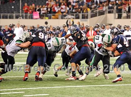 Thumbnail 1 in Allen vs. Carroll (Texas 5A Region I Area Playoffs)  photogallery.