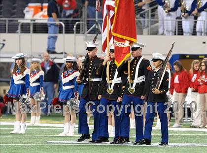 Thumbnail 2 in Allen vs. Carroll (Texas 5A Region I Area Playoffs)  photogallery.