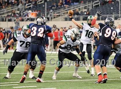 Thumbnail 3 in Allen vs. Carroll (Texas 5A Region I Area Playoffs)  photogallery.