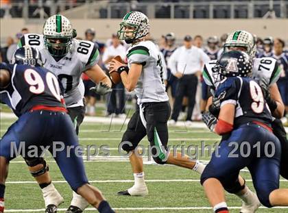 Thumbnail 1 in Allen vs. Carroll (Texas 5A Region I Area Playoffs)  photogallery.
