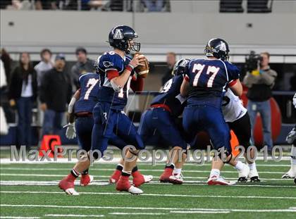Thumbnail 1 in Allen vs. Carroll (Texas 5A Region I Area Playoffs)  photogallery.