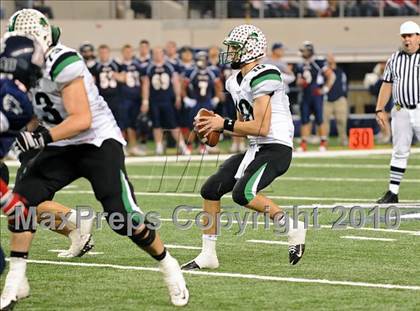 Thumbnail 3 in Allen vs. Carroll (Texas 5A Region I Area Playoffs)  photogallery.