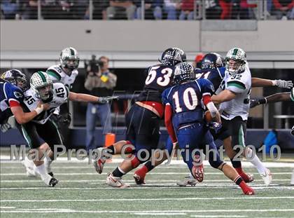 Thumbnail 2 in Allen vs. Carroll (Texas 5A Region I Area Playoffs)  photogallery.