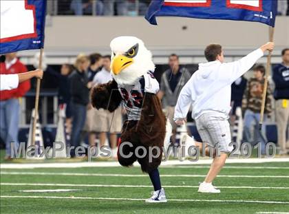 Thumbnail 1 in Allen vs. Carroll (Texas 5A Region I Area Playoffs)  photogallery.