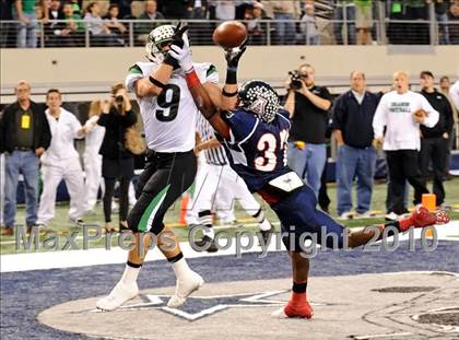 Thumbnail 1 in Allen vs. Carroll (Texas 5A Region I Area Playoffs)  photogallery.