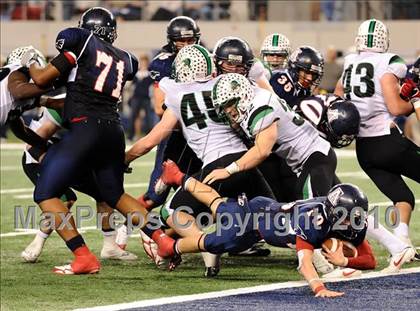 Thumbnail 1 in Allen vs. Carroll (Texas 5A Region I Area Playoffs)  photogallery.