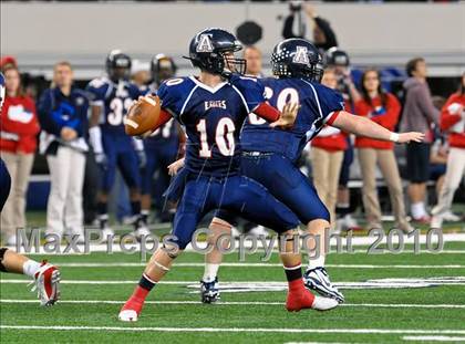 Thumbnail 2 in Allen vs. Carroll (Texas 5A Region I Area Playoffs)  photogallery.