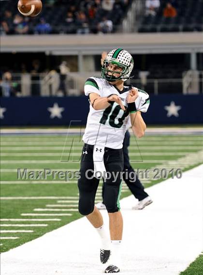 Thumbnail 1 in Allen vs. Carroll (Texas 5A Region I Area Playoffs)  photogallery.