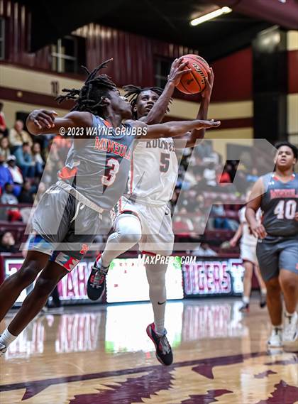 Thumbnail 3 in Mineola @ Kountze (Holiday Hoops Classic) photogallery.