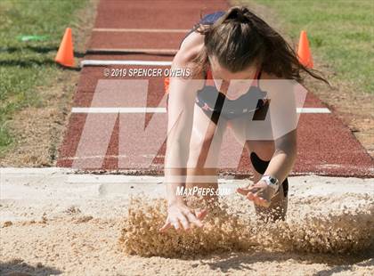 Thumbnail 3 in NCISAA Division II Championship photogallery.