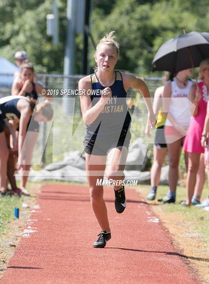 Thumbnail 3 in NCISAA Division II Championship photogallery.