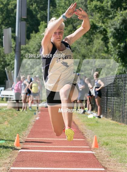 Thumbnail 3 in NCISAA Division II Championship photogallery.