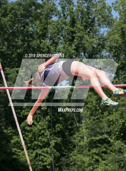Thumbnail 3 in NCISAA Division II Championship photogallery.