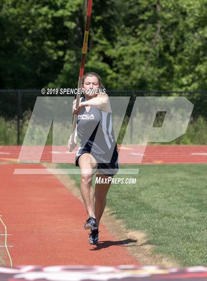 Thumbnail 3 in NCISAA Division II Championship photogallery.