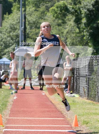 Thumbnail 1 in NCISAA Division II Championship photogallery.
