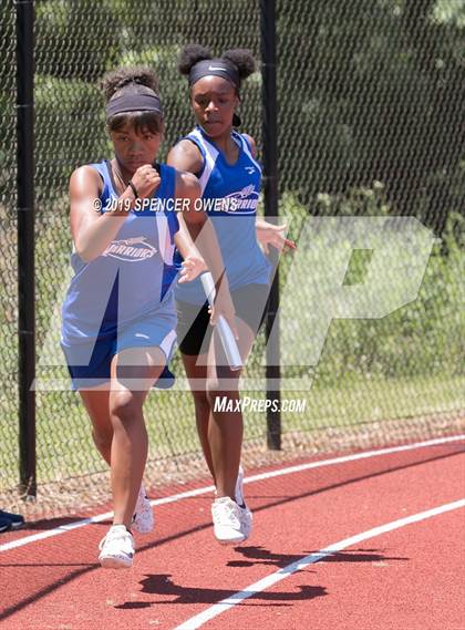 Thumbnail 2 in NCISAA Division II Championship photogallery.