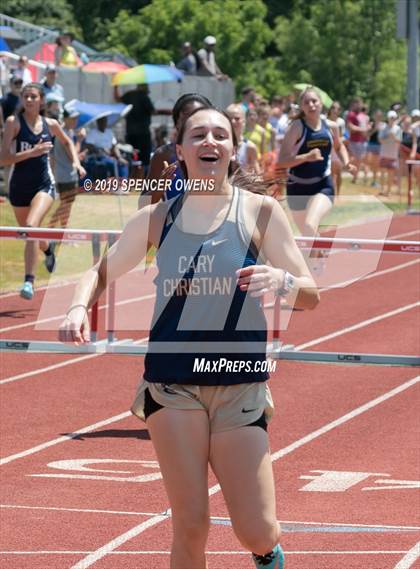 Thumbnail 2 in NCISAA Division II Championship photogallery.