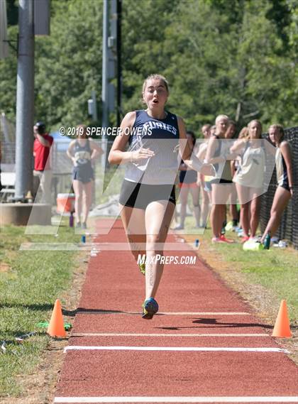 Thumbnail 2 in NCISAA Division II Championship photogallery.