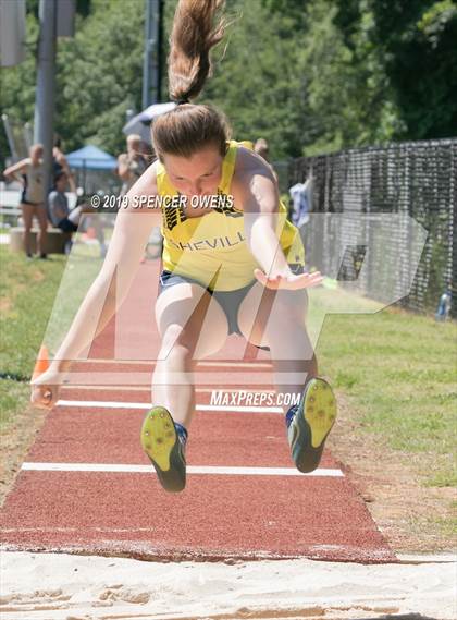 Thumbnail 3 in NCISAA Division II Championship photogallery.