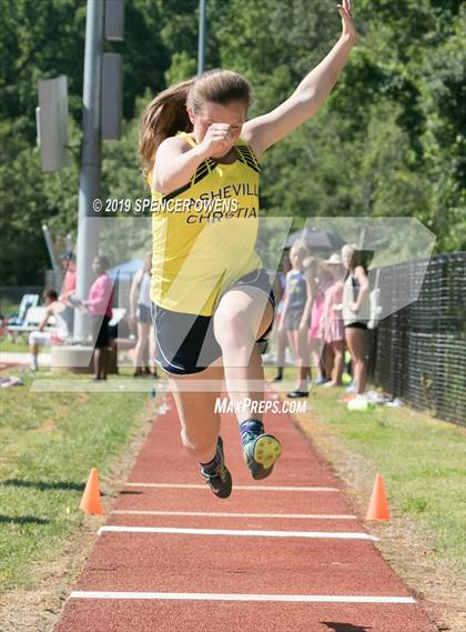 Thumbnail 2 in NCISAA Division II Championship photogallery.