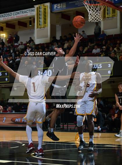Thumbnail 1 in Scarsdale vs. Mount Vernon (NYSPHSAA Section 1 Class AA Semifinal) photogallery.