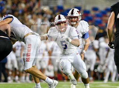 Thumbnail 1 in Mansfield vs. Midway (UIL 6A Regional Semifinal) photogallery.