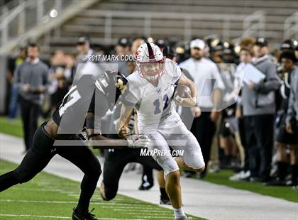 Thumbnail 2 in Mansfield vs. Midway (UIL 6A Regional Semifinal) photogallery.