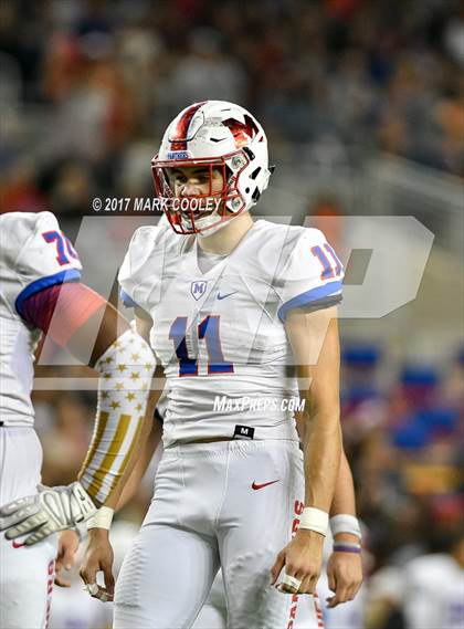 Thumbnail 1 in Mansfield vs. Midway (UIL 6A Regional Semifinal) photogallery.