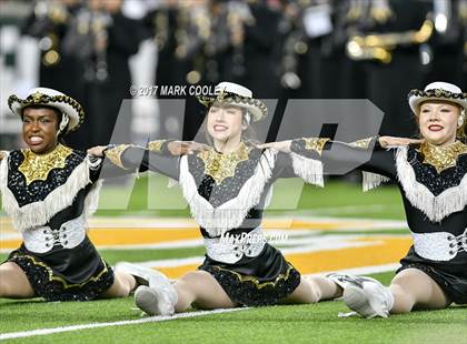 Thumbnail 1 in Mansfield vs. Midway (UIL 6A Regional Semifinal) photogallery.