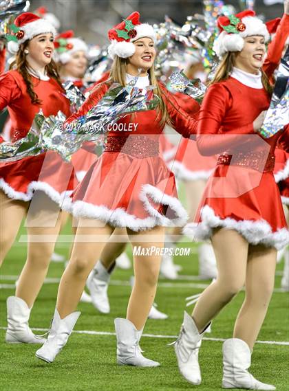 Thumbnail 3 in Mansfield vs. Midway (UIL 6A Regional Semifinal) photogallery.