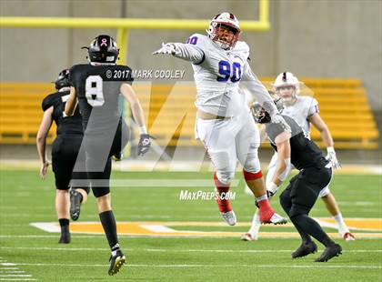 Thumbnail 2 in Mansfield vs. Midway (UIL 6A Regional Semifinal) photogallery.