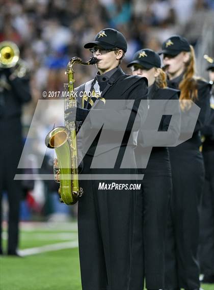 Thumbnail 2 in Mansfield vs. Midway (UIL 6A Regional Semifinal) photogallery.