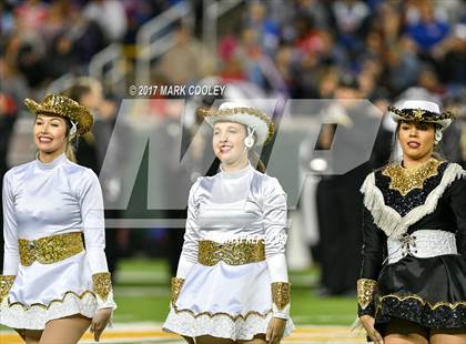 Thumbnail 3 in Mansfield vs. Midway (UIL 6A Regional Semifinal) photogallery.