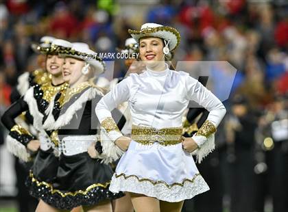 Thumbnail 2 in Mansfield vs. Midway (UIL 6A Regional Semifinal) photogallery.