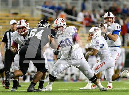 Thumbnail 2 in Mansfield vs. Midway (UIL 6A Regional Semifinal) photogallery.