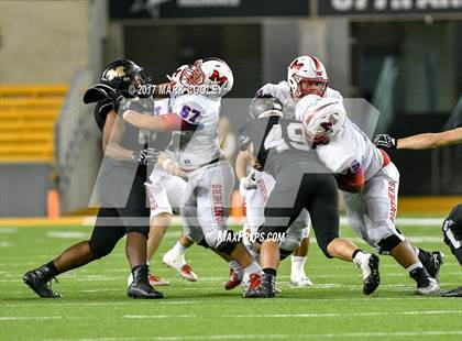 Thumbnail 2 in Mansfield vs. Midway (UIL 6A Regional Semifinal) photogallery.