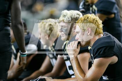Thumbnail 3 in Mansfield vs. Midway (UIL 6A Regional Semifinal) photogallery.