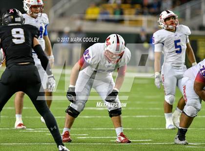 Thumbnail 1 in Mansfield vs. Midway (UIL 6A Regional Semifinal) photogallery.