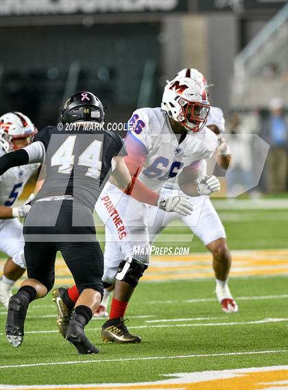 Thumbnail 3 in Mansfield vs. Midway (UIL 6A Regional Semifinal) photogallery.