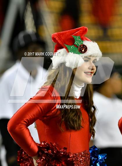 Thumbnail 3 in Mansfield vs. Midway (UIL 6A Regional Semifinal) photogallery.