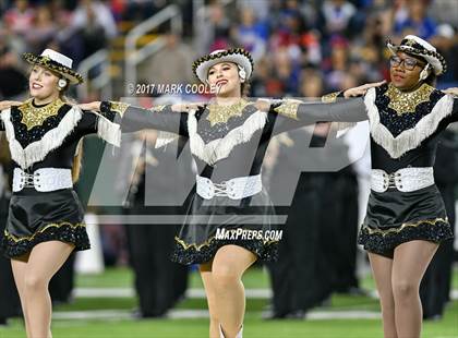 Thumbnail 2 in Mansfield vs. Midway (UIL 6A Regional Semifinal) photogallery.