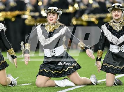 Thumbnail 1 in Mansfield vs. Midway (UIL 6A Regional Semifinal) photogallery.