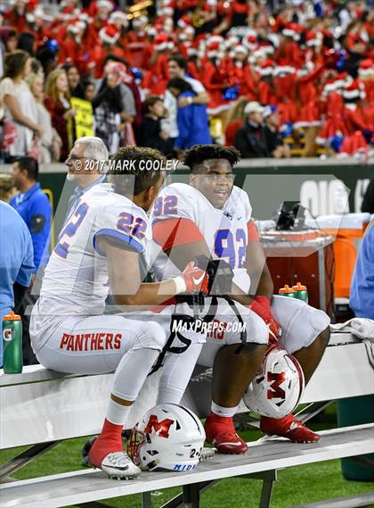 Thumbnail 1 in Mansfield vs. Midway (UIL 6A Regional Semifinal) photogallery.
