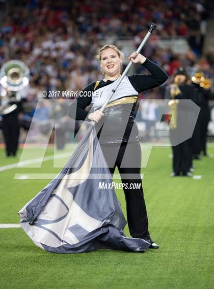Thumbnail 1 in Mansfield vs. Midway (UIL 6A Regional Semifinal) photogallery.