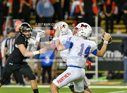 Thumbnail 1 in Mansfield vs. Midway (UIL 6A Regional Semifinal) photogallery.