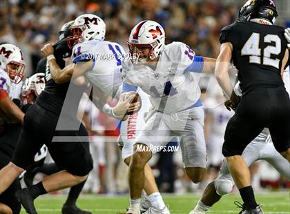 Thumbnail 2 in Mansfield vs. Midway (UIL 6A Regional Semifinal) photogallery.