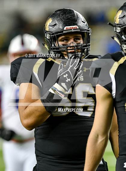 Thumbnail 3 in Mansfield vs. Midway (UIL 6A Regional Semifinal) photogallery.