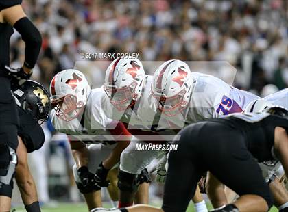 Thumbnail 3 in Mansfield vs. Midway (UIL 6A Regional Semifinal) photogallery.
